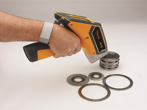 手持式合金分析仪